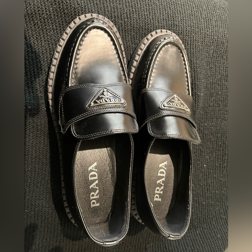 Mocassin PRADA neuf